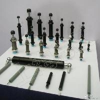 安（ān）裝油壓緩衝器的過程中必須留意（yì）的一些事宜（yí）